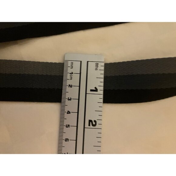 Baggallini Black Zipped Purse/Crossbody/Hand Bag Inner pckt 11x9,5x4 - Picture 15 of 16